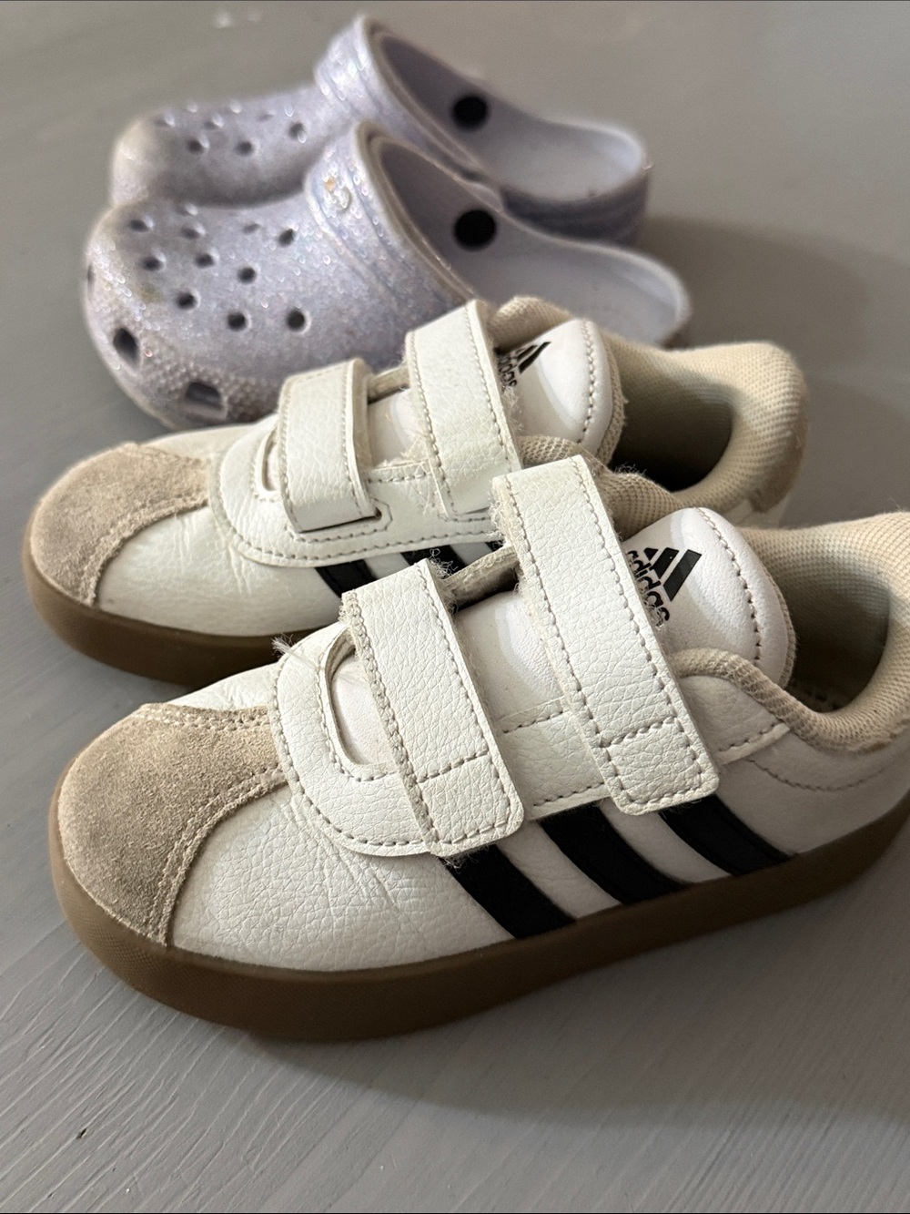 Kids adidas samba and crocs size 9 - Picture 2 of 5